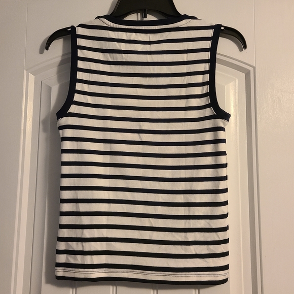 Gap Modern Shell Tank Top - Picture 2 of 3